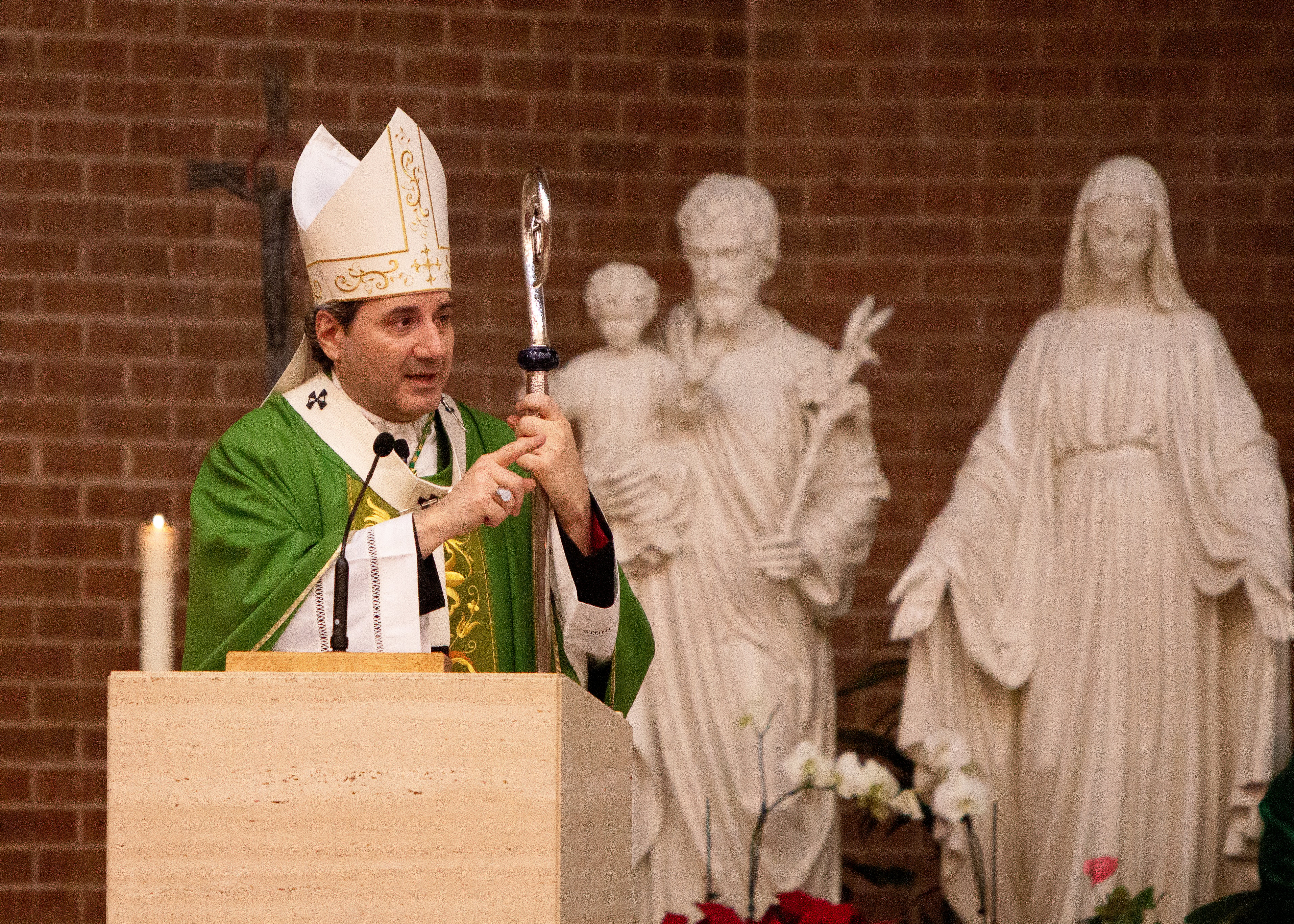 Archbishop Leo visits St. John Chrysostom Archbishop Leo visits St. John Chrysostom